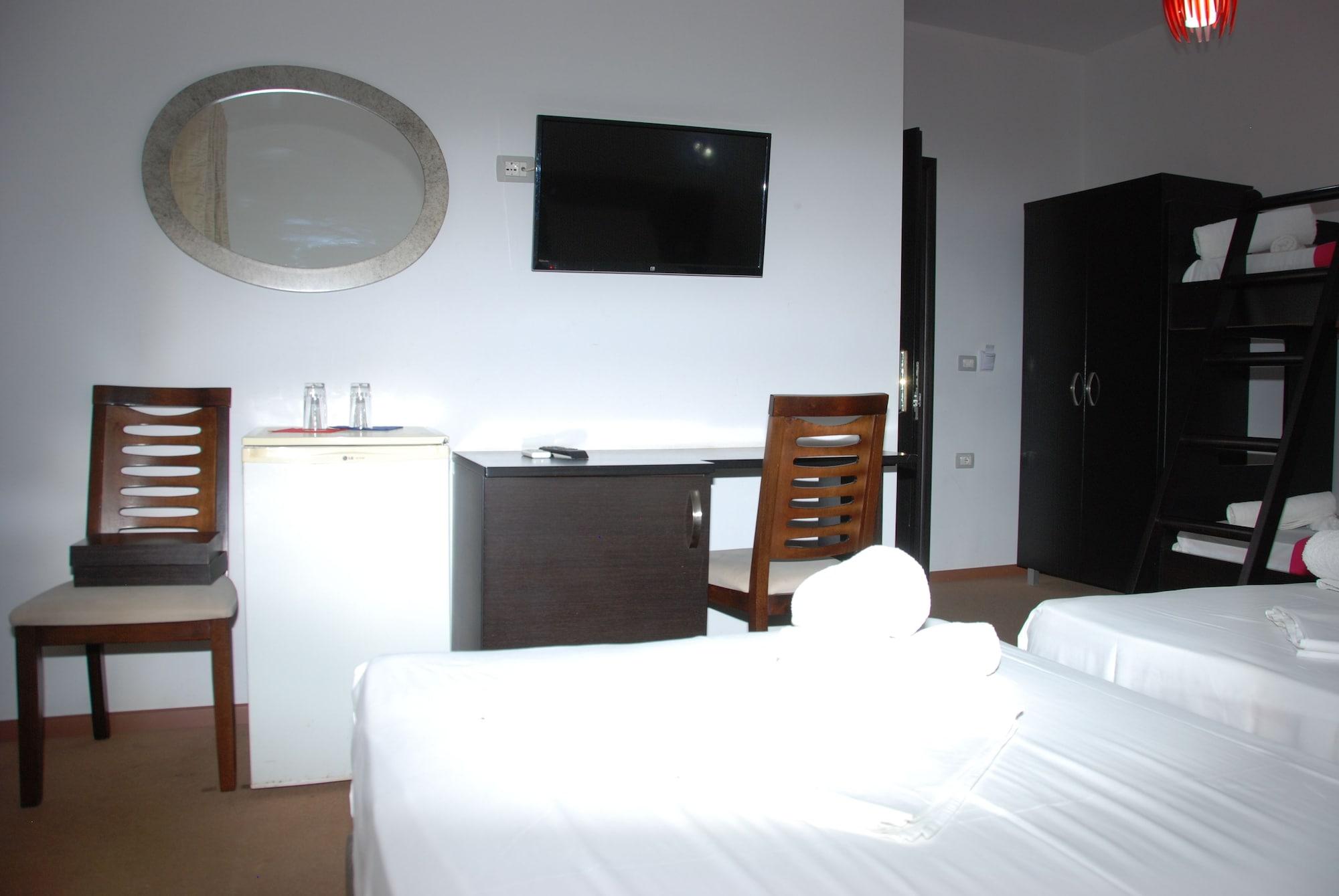 Hotel Strora Saranda Extérieur photo
