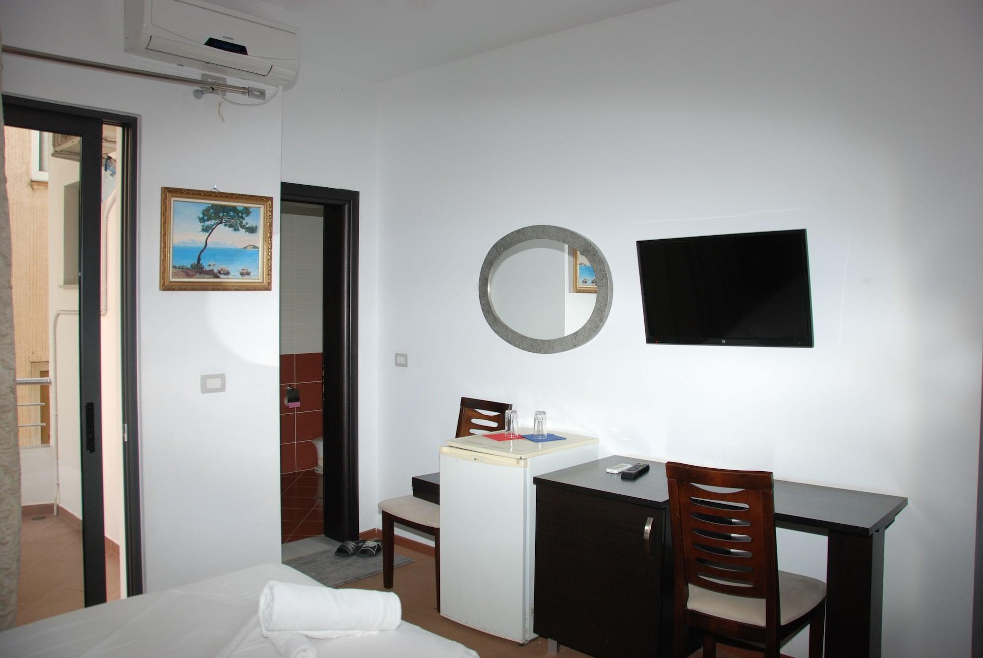 Hotel Strora Saranda Extérieur photo