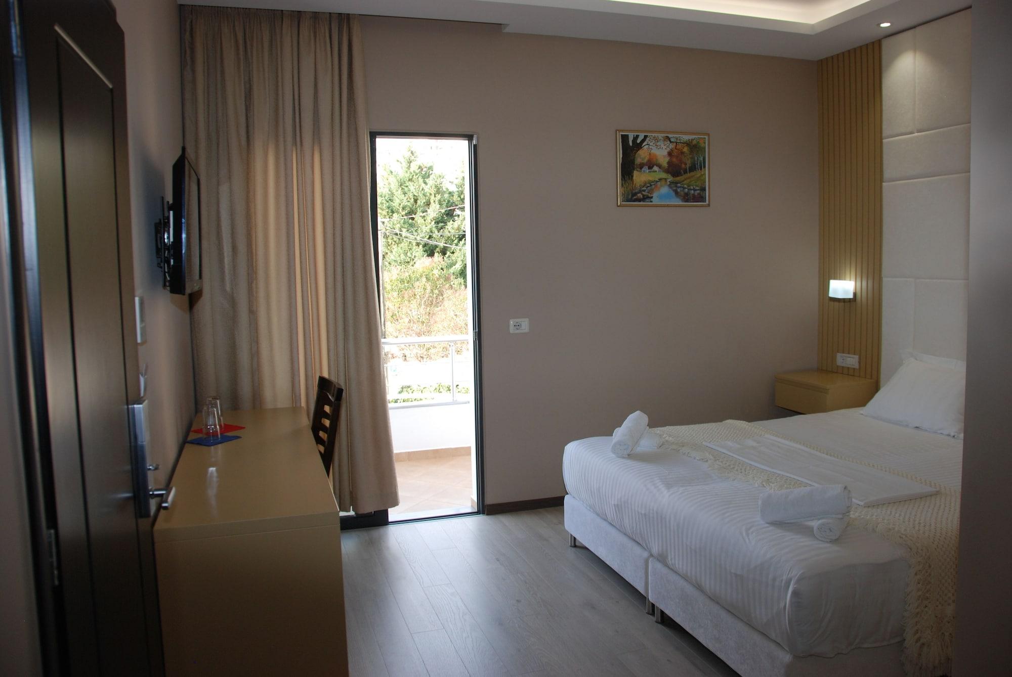 Hotel Strora Saranda Extérieur photo