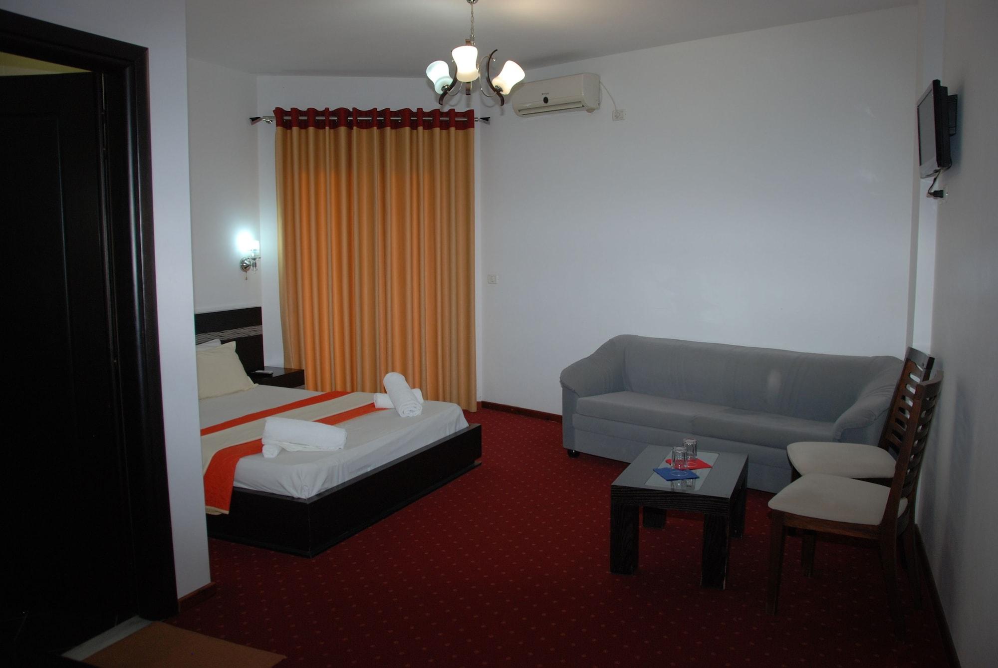 Hotel Strora Saranda Extérieur photo