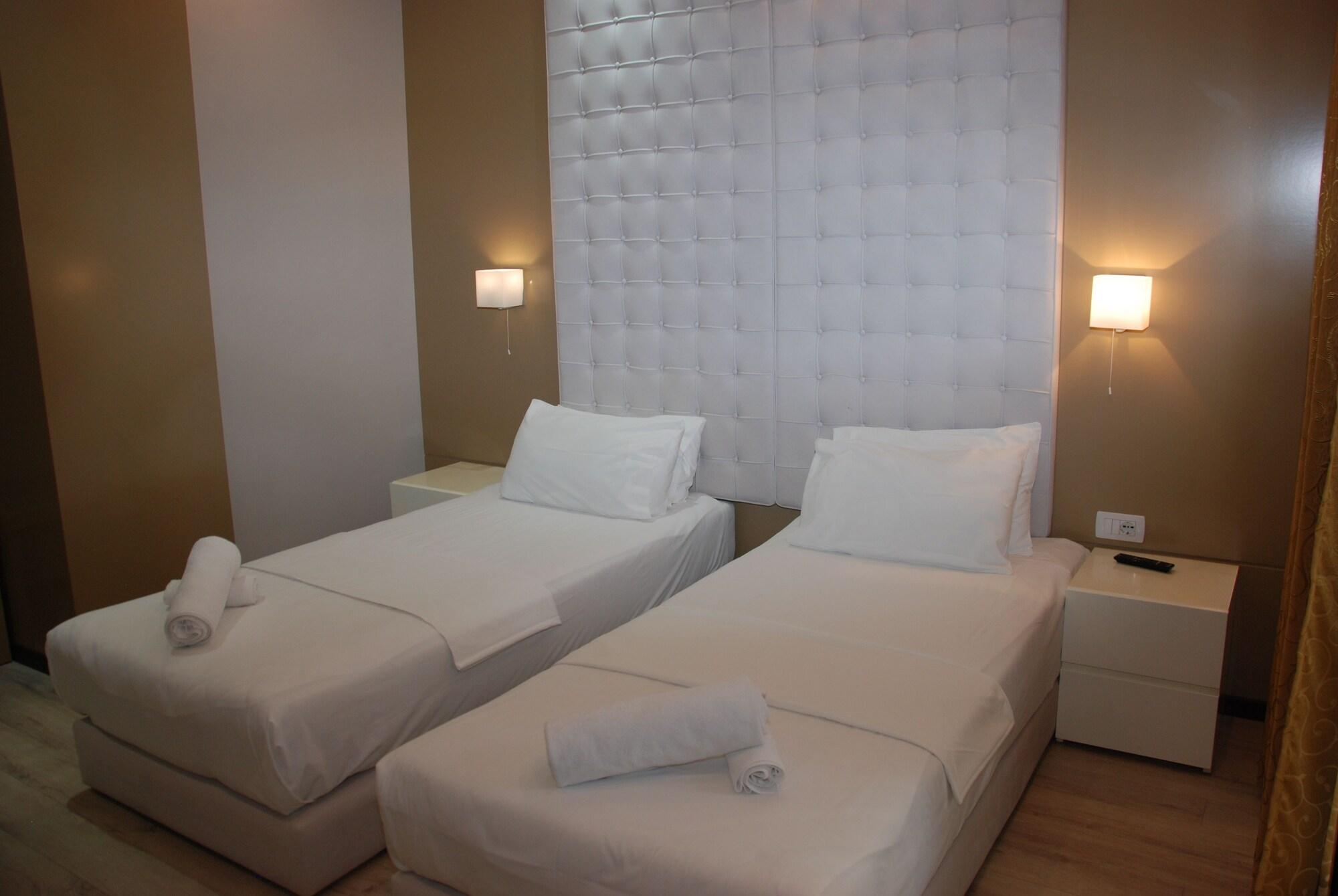 Hotel Strora Saranda Extérieur photo