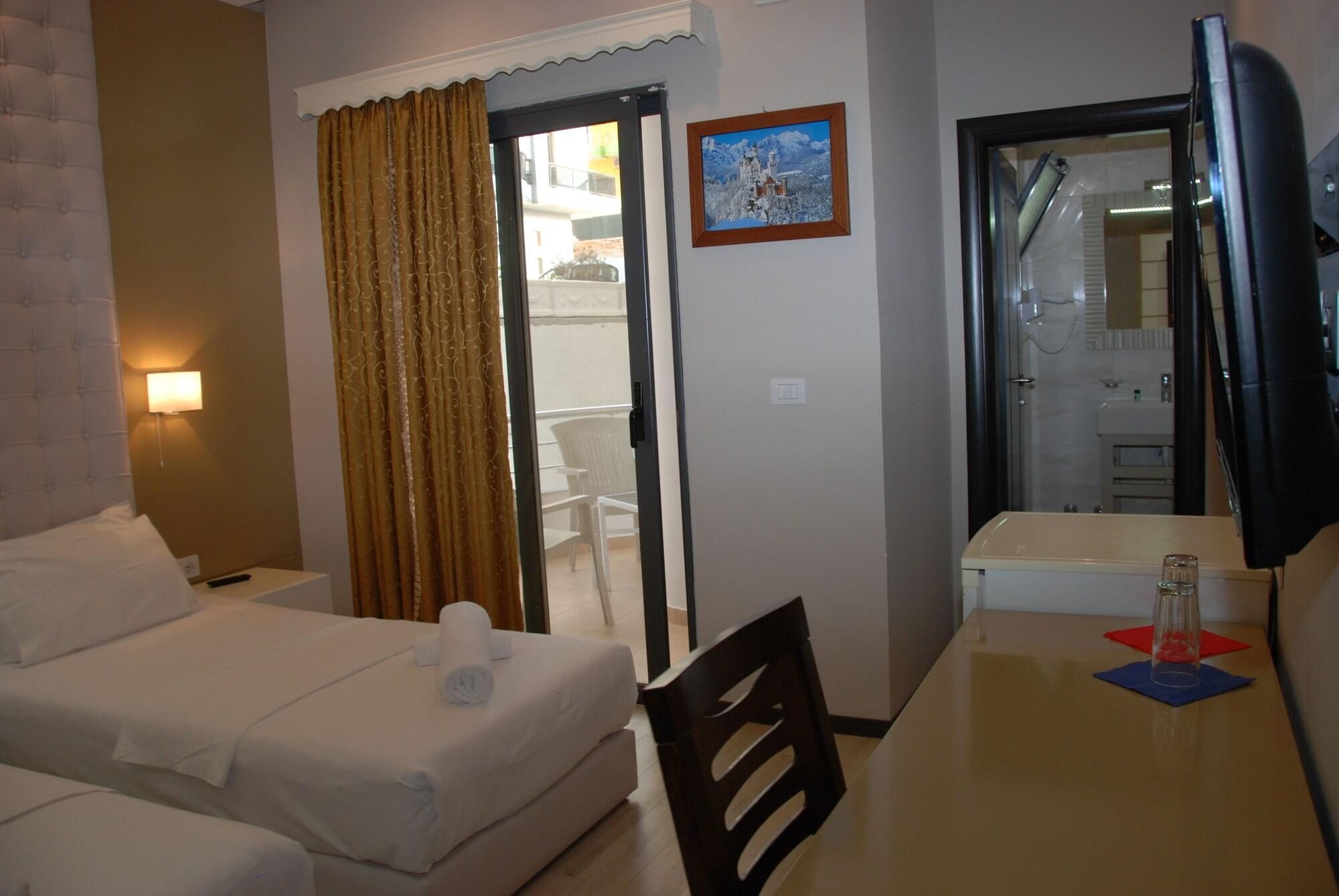 Hotel Strora Saranda Extérieur photo