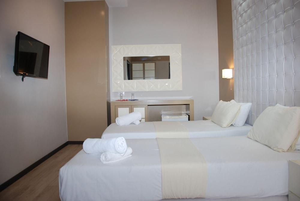 Hotel Strora Saranda Extérieur photo