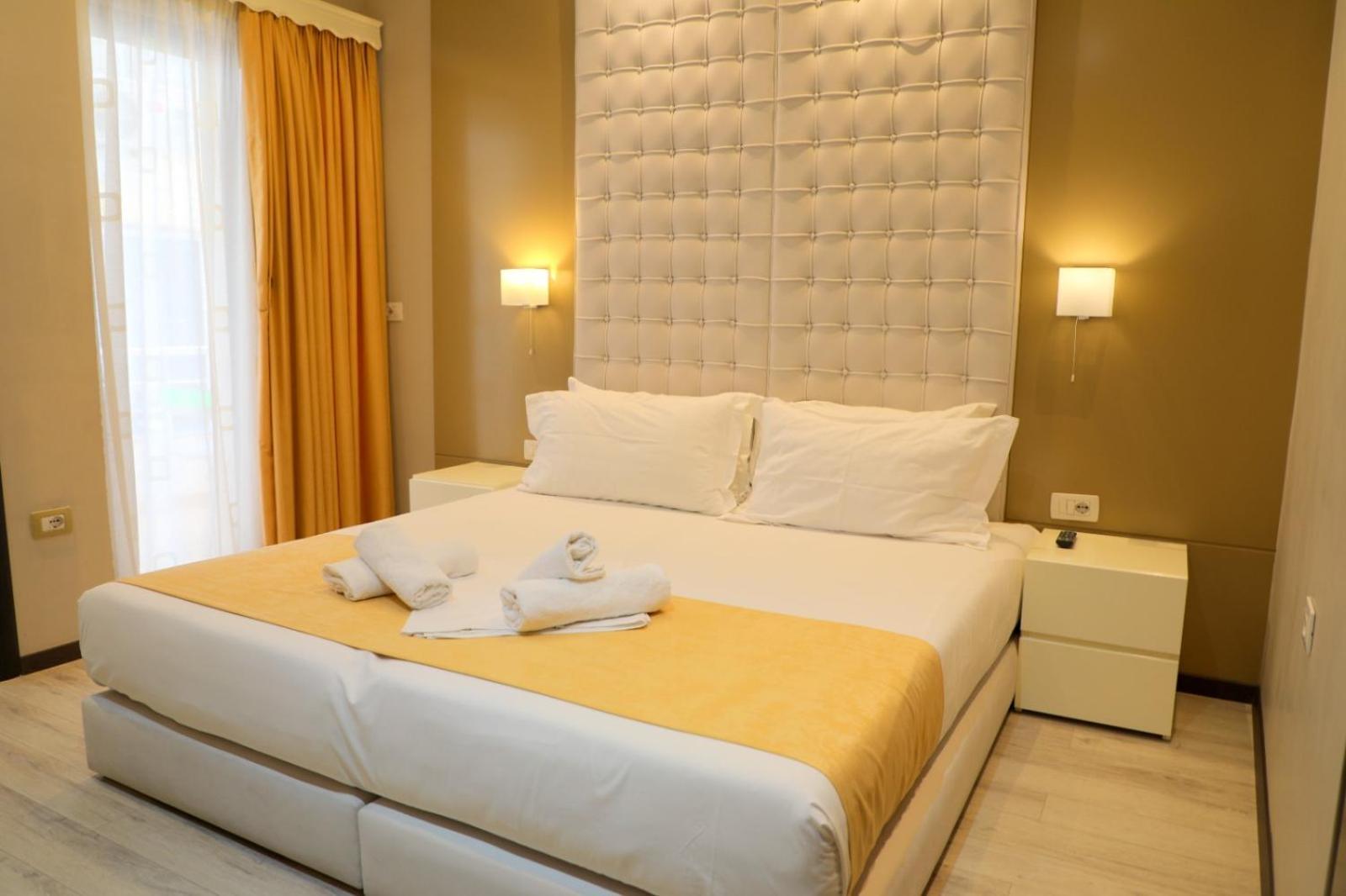 Hotel Strora Saranda Extérieur photo