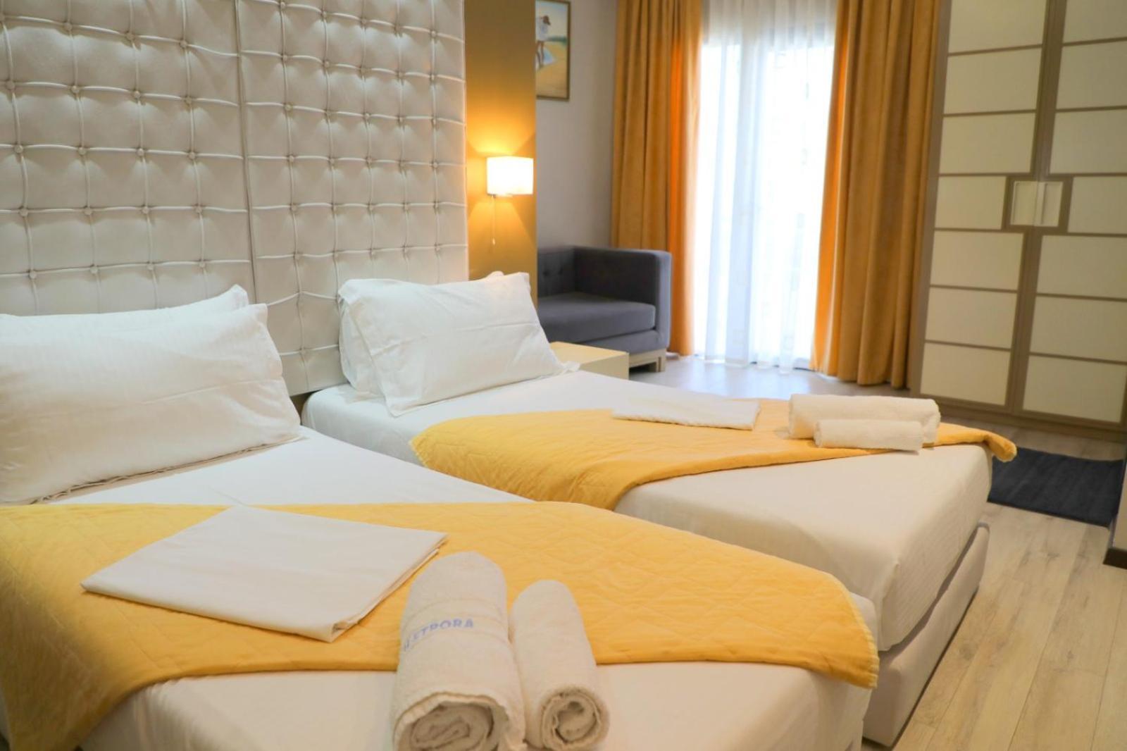 Hotel Strora Saranda Extérieur photo